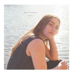 Sara Fjeldvær <br> Stars